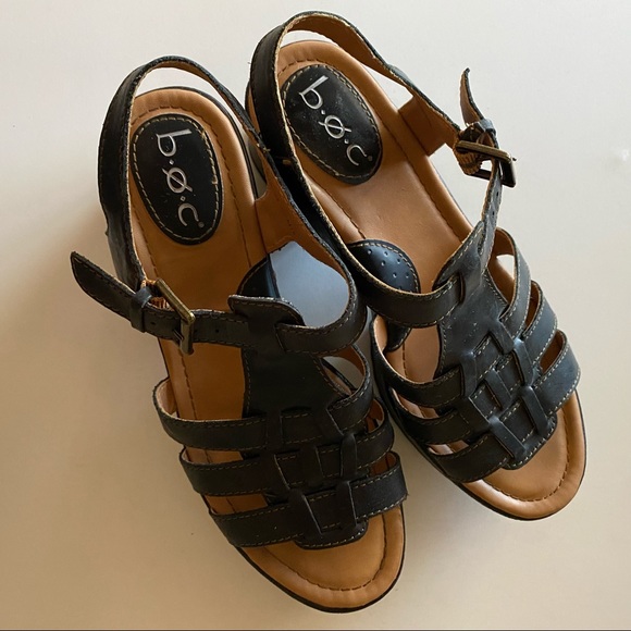 b.o.c. Black Heeled Sandals 8M - Picture 2 of 8